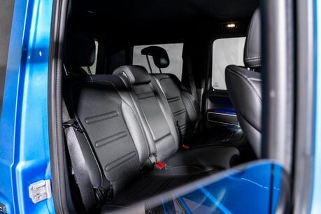 Mercedes-Benz G Series G 450 D AMG LINE PREMIUM PLUS. NIGHT PACKAGE. SLIDING SUNROOF. BURMESTER. 14