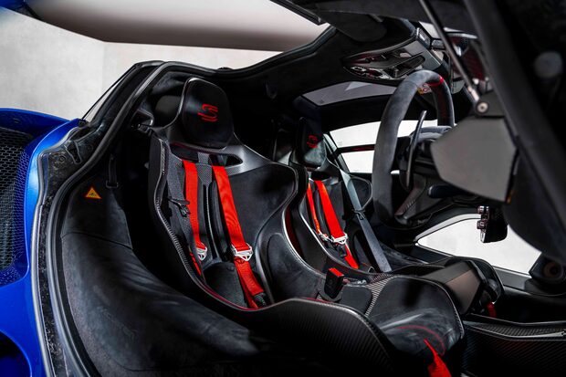 McLaren Senna 1 OWNER CAR. ELITE PAINTWORK. BOWERS & WILKINS. LIFT SYSTEM 2