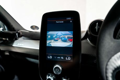 McLaren Senna 1 OWNER CAR. ELITE PAINTWORK. BOWERS & WILKINS. LIFT SYSTEM 49