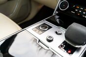 Land Rover Range Rover HSE. PANORAMIC ROOF. 23S. FIXED SIDE STEPS. H & C SEATS. DUOTONE HEADLINING 17