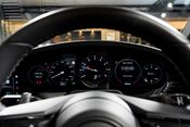 Porsche 911 TARGA 4S PDK. SPORT DESIGN PACKAGE. BOSE. SPORT EXHAUST. PORSCHE INNODRIVE. 25