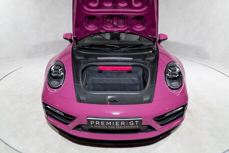 Porsche 911 TARGA 4S PDK. SPORT DESIGN PACKAGE. BOSE. SPORT EXHAUST. PORSCHE INNODRIVE. 58