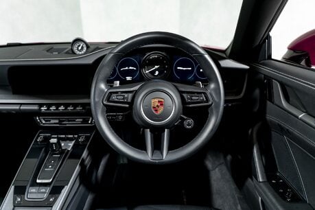 Porsche 911 TARGA 4S PDK. SPORT DESIGN PACKAGE. BOSE. SPORT EXHAUST. PORSCHE INNODRIVE. 24