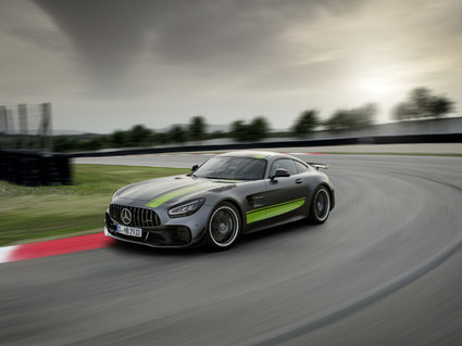 Mercedes-AMG GT R PRO: A worthy rival to the GT3 RS?