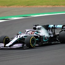 Pioneer To Dominator: Mercedes Benz in Formula One 2