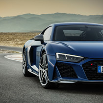Audi's fastest model is now even hotter: New 2019 Audi R8 revealed!