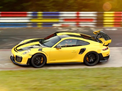 Porsche obliterates Nurburgring record