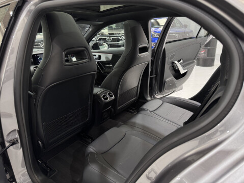 Mercedes-Benz A Class AMG A 35 4MATIC PREMIUM PLUS 40
