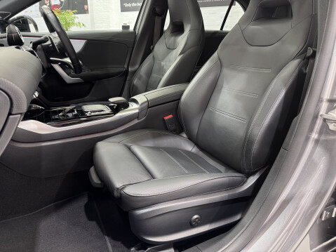 Mercedes-Benz A Class AMG A 35 4MATIC PREMIUM PLUS 46