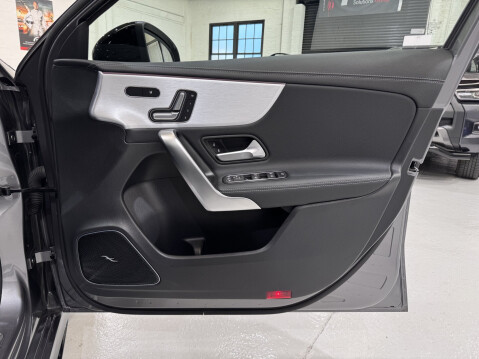 Mercedes-Benz A Class AMG A 35 4MATIC PREMIUM PLUS 47
