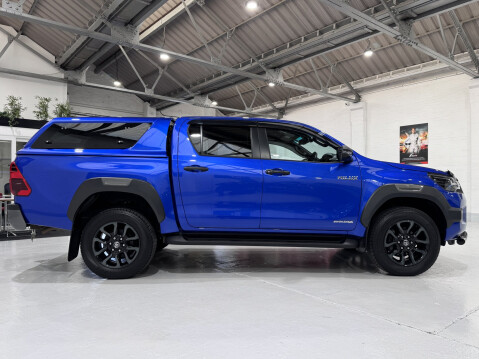Toyota Hilux INVINCIBLE X 4WD D-4D DCB 9