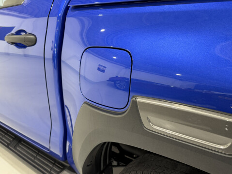 Toyota Hilux INVINCIBLE X 4WD D-4D DCB 56