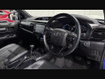 Toyota Hilux INVINCIBLE X 4WD D-4D DCB 33