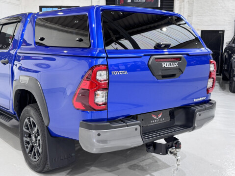 Toyota Hilux INVINCIBLE X 4WD D-4D DCB 7