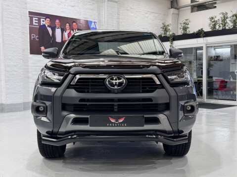 Toyota Hilux INVINCIBLE X 4WD D-4D DCB 9