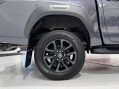 Toyota Hilux INVINCIBLE X 4WD D-4D DCB 35