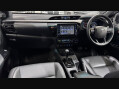 Toyota Hilux INVINCIBLE X 4WD D-4D DCB 2