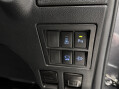 Toyota Hilux INVINCIBLE X 4WD D-4D DCB 30