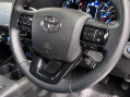 Toyota Hilux INVINCIBLE X 4WD D-4D DCB 31