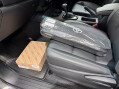 Toyota Hilux INVINCIBLE X 4WD D-4D DCB 70
