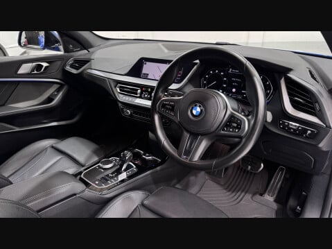 BMW 1 Series 116D M SPORT 29