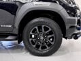 Toyota Hilux INVINCIBLE X 4WD D-4D DCB 52