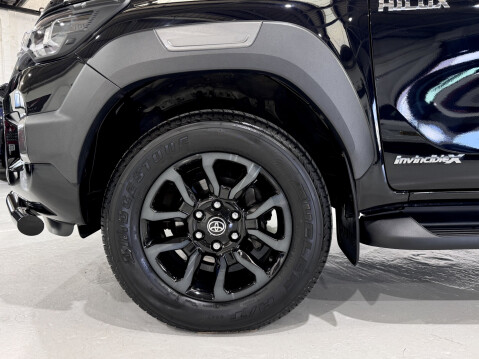 Toyota Hilux INVINCIBLE X 4WD D-4D DCB 54