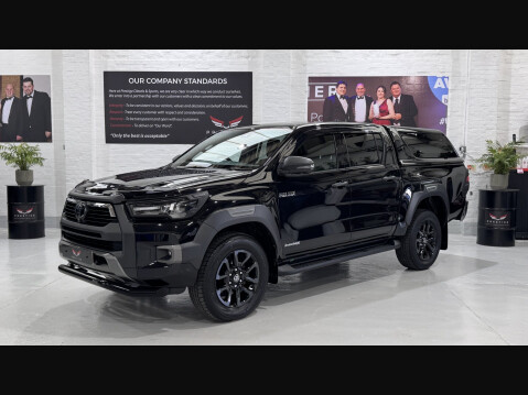 Toyota Hilux INVINCIBLE X 4WD D-4D DCB 9