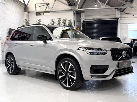 Volvo XC90 B5 PLUS AWD MHEV 8