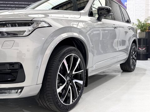 Volvo XC90 B5 PLUS AWD MHEV 11
