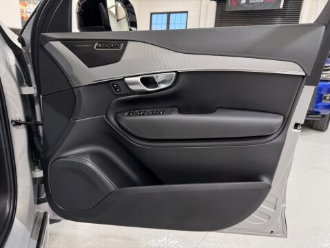 Volvo XC90 B5 PLUS AWD MHEV 21