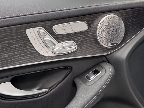 Mercedes-Benz GLC GLC 300 D 4MATIC AMG LINE PREMIUM PLUS 6