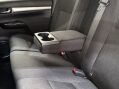 Toyota Hilux INVINCIBLE 4WD D-4D DCB 54
