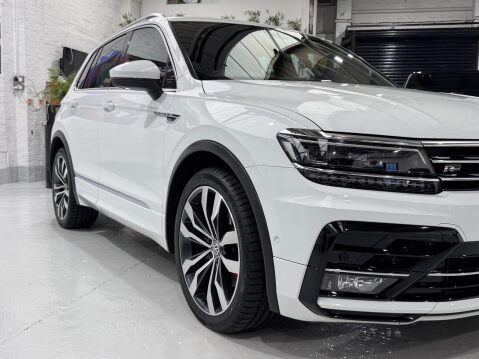 Volkswagen Tiguan R-LINE TDI BMT 4MOTION DSG 5