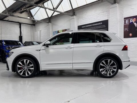 Volkswagen Tiguan R-LINE TDI BMT 4MOTION DSG 10