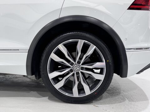 Volkswagen Tiguan R-LINE TDI BMT 4MOTION DSG 12