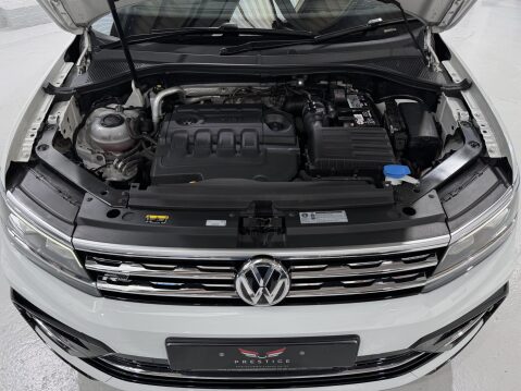 Volkswagen Tiguan R-LINE TDI BMT 4MOTION DSG 16