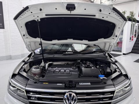 Volkswagen Tiguan R-LINE TDI BMT 4MOTION DSG 17