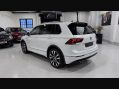 Volkswagen Tiguan R-LINE TDI BMT 4MOTION DSG 19