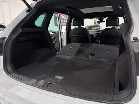 Volkswagen Tiguan R-LINE TDI BMT 4MOTION DSG 24
