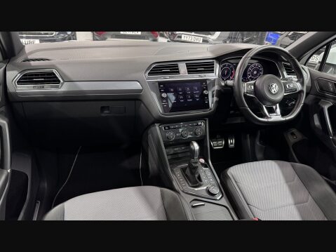 Volkswagen Tiguan R-LINE TDI BMT 4MOTION DSG 28