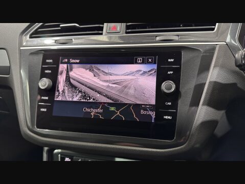 Volkswagen Tiguan R-LINE TDI BMT 4MOTION DSG 38