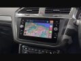 Volkswagen Tiguan R-LINE TDI BMT 4MOTION DSG 46