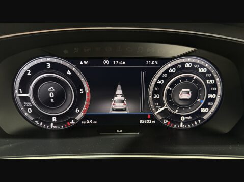 Volkswagen Tiguan R-LINE TDI BMT 4MOTION DSG 48