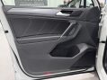 Volkswagen Tiguan R-LINE TDI BMT 4MOTION DSG 52