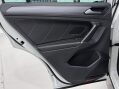 Volkswagen Tiguan R-LINE TDI BMT 4MOTION DSG 53