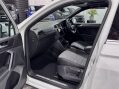 Volkswagen Tiguan R-LINE TDI BMT 4MOTION DSG 56