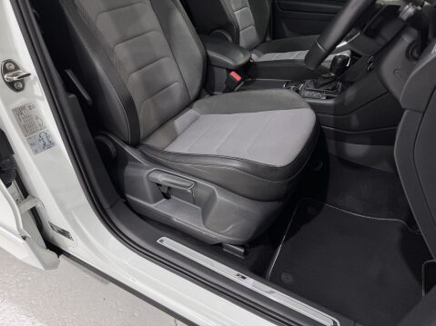 Volkswagen Tiguan R-LINE TDI BMT 4MOTION DSG 67