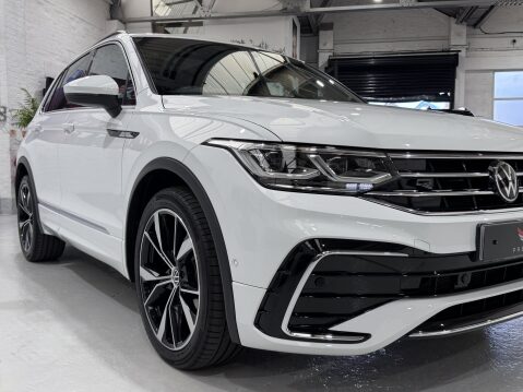 Volkswagen Tiguan R-LINE TDI 4MOTION DSG 3