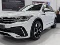 Volkswagen Tiguan R-LINE TDI 4MOTION DSG 5